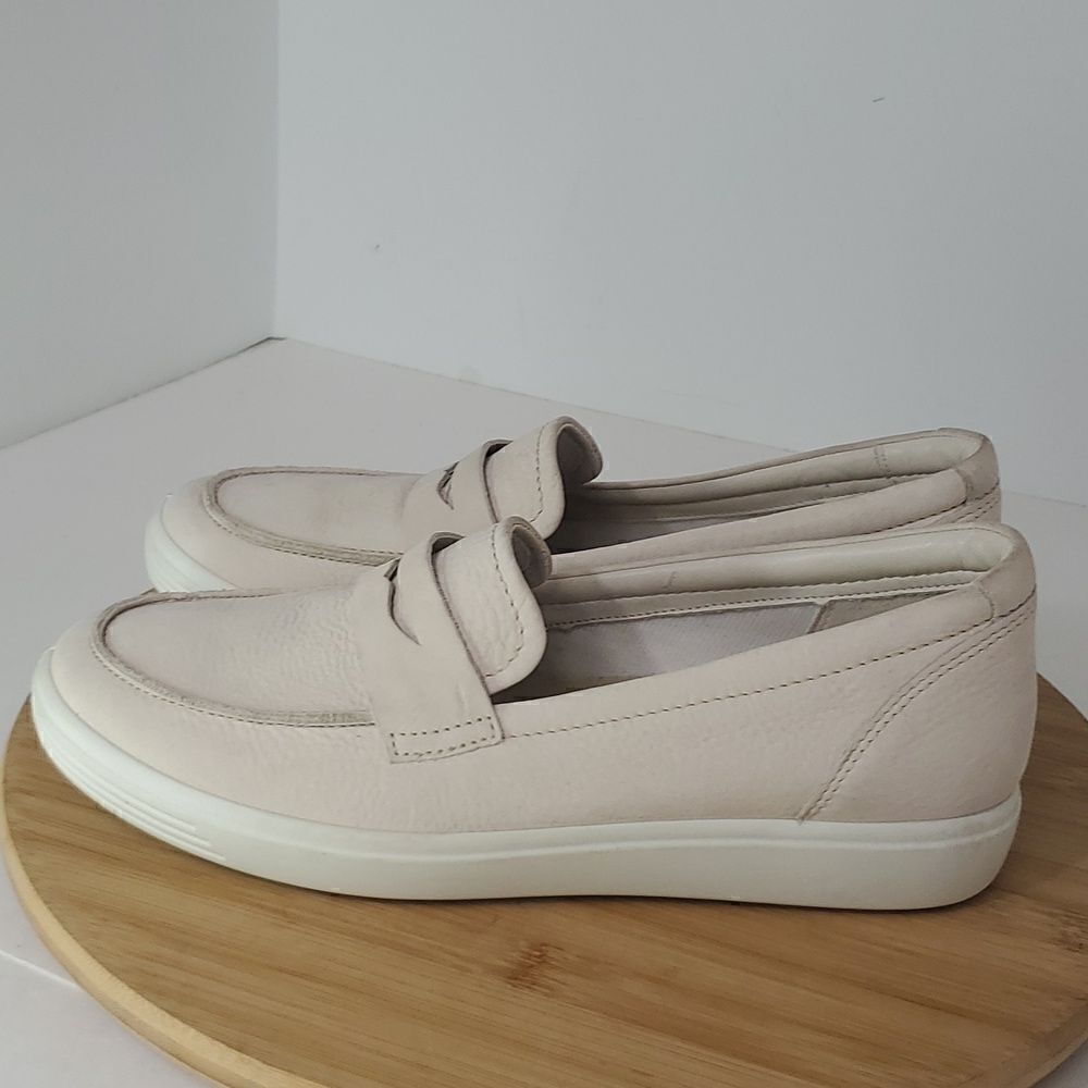 ECCO Women's Soft 7 Nubuck Loafers Limestone Neutral EU 41 Extra Width - Picture 6 of 14